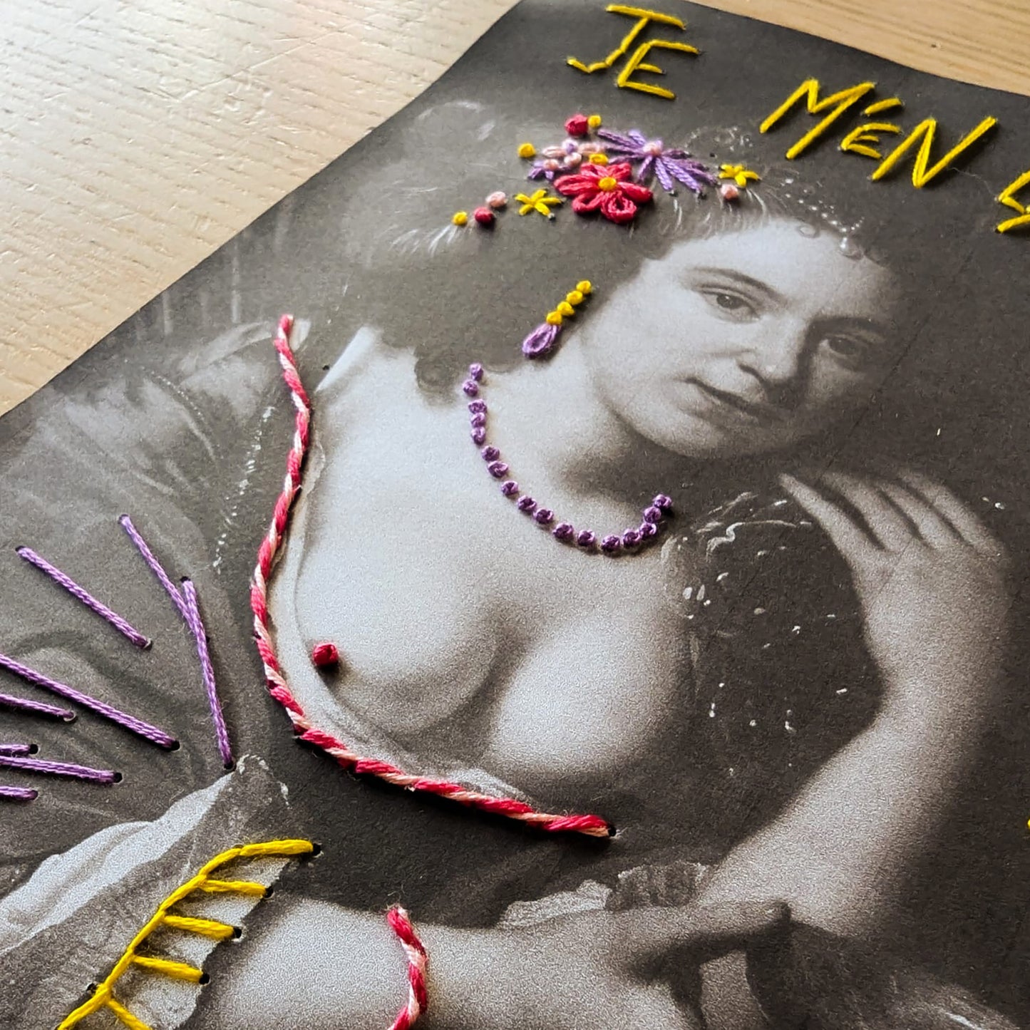 Kit Broderie sur papier - Boobs